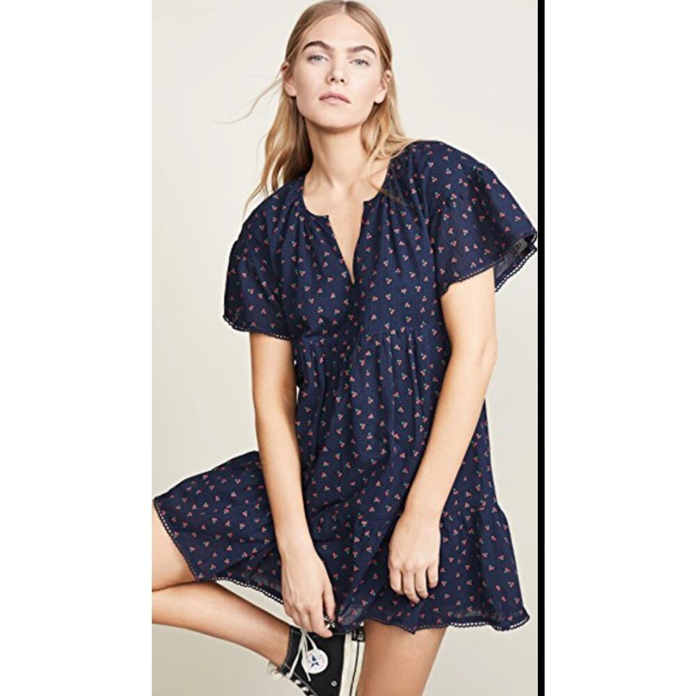 DRA Gianna Dress In‎ Navy Cherry size Medium $145